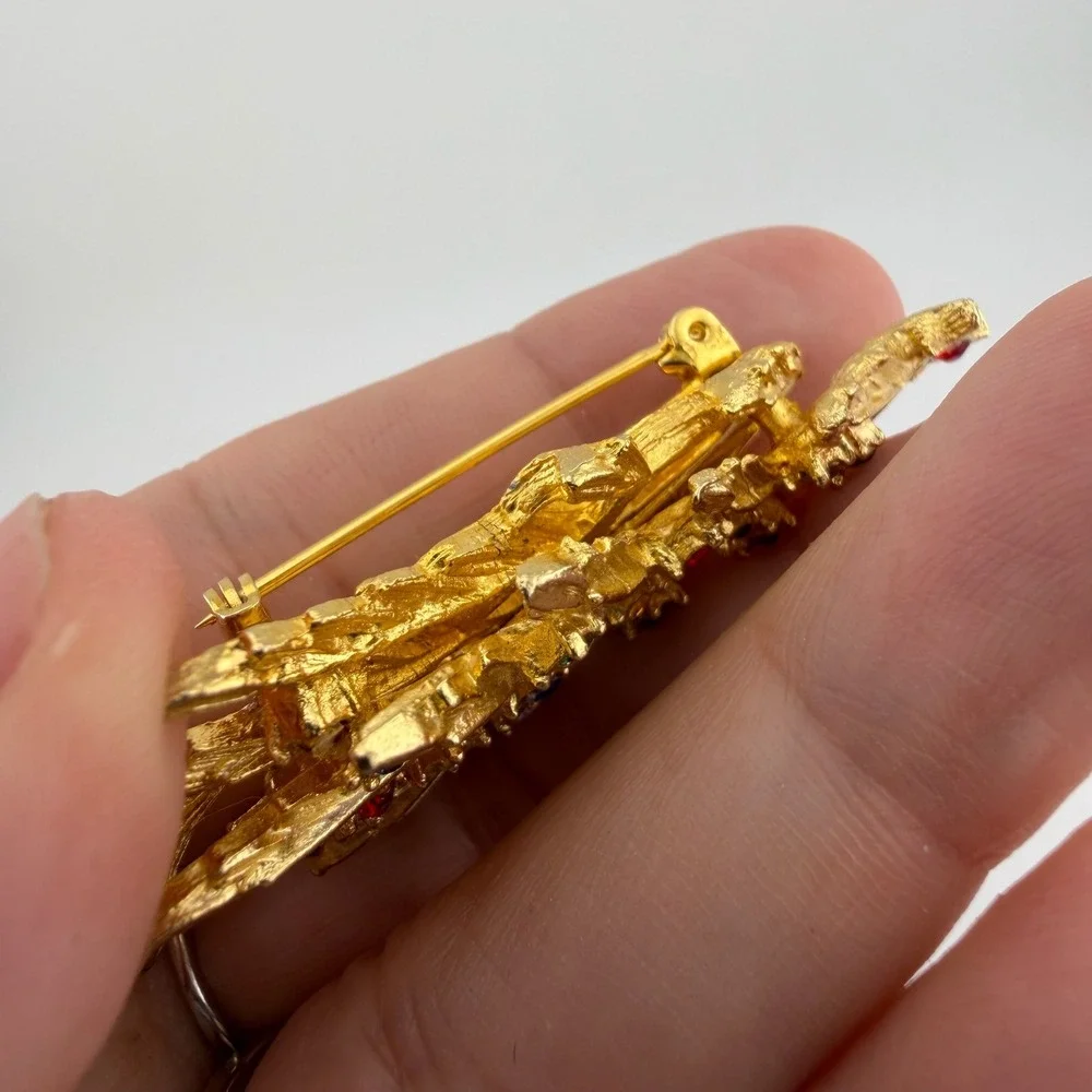 Gold Tone Christmas Tree Rhinestone Holiday Brooch Pin